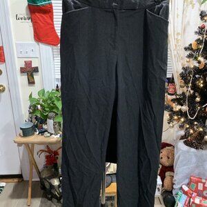 Tommy Hilfiger Women’s Pants Size 6